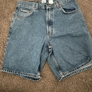 Calvin Klein Jeans Blue Denim Vintage Mom/Dad Shorts Mid thigh